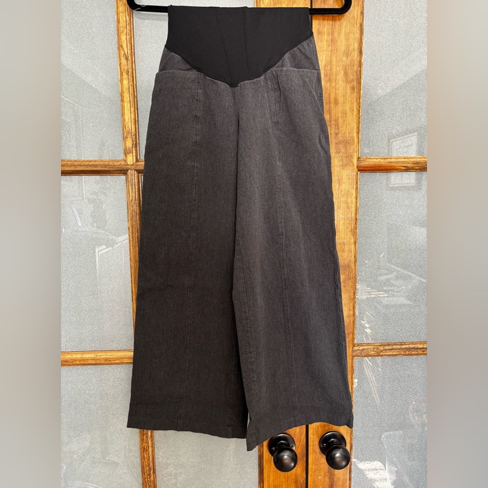 Old Navy Gray Maternity Wide-Leg Pants